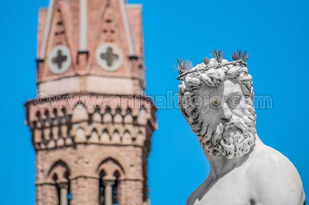 The Fountain of Neptune by Bartolomeo Ammannati in front of the Palazzo Vecchio at Piazza della Signoria in Florence, Italy (Anibal Trejo)