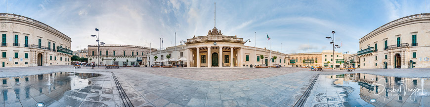 Grandmaster's Palace and Main Guard building at the Palace Square in Valletta, Malta.